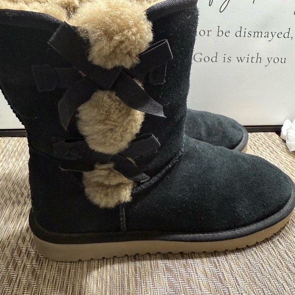 Koolaburra Black Suede Boots with Tan Soles Women SZ 10 Box5 - Picture 2 of 6